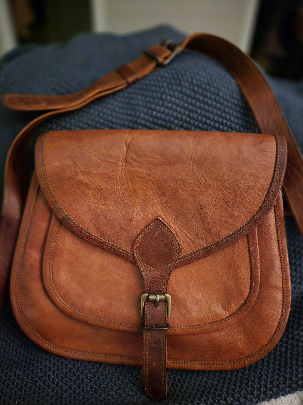 Florence brown leather crossbody bag